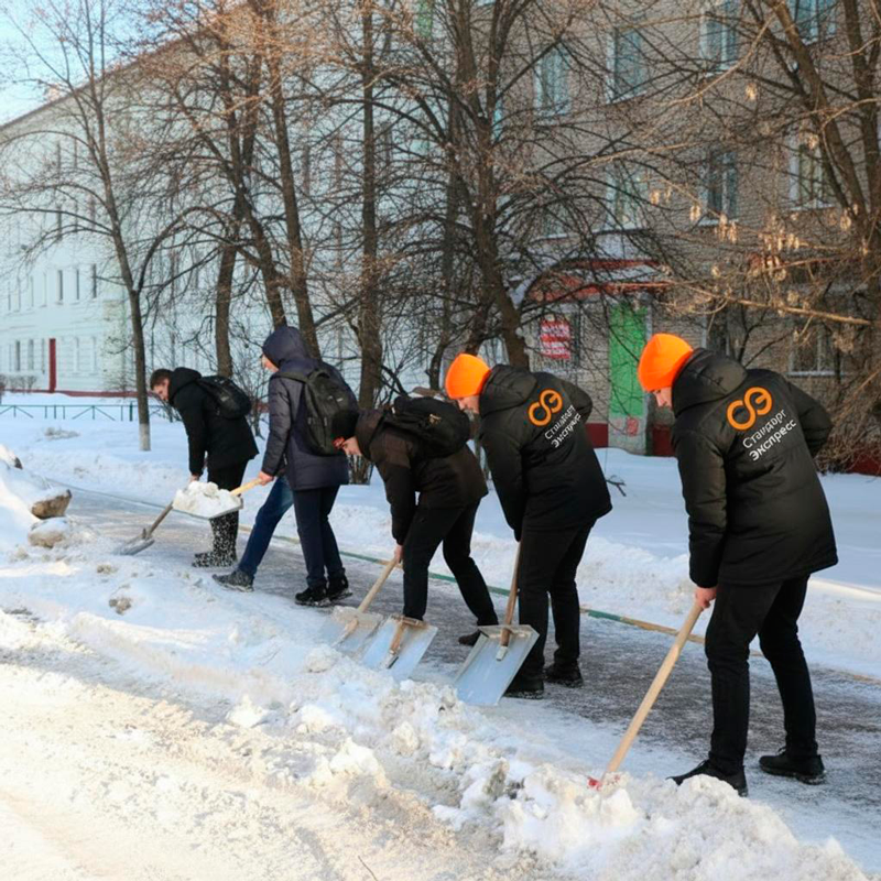 Уборка снега с крыш и территорий в Кинешме